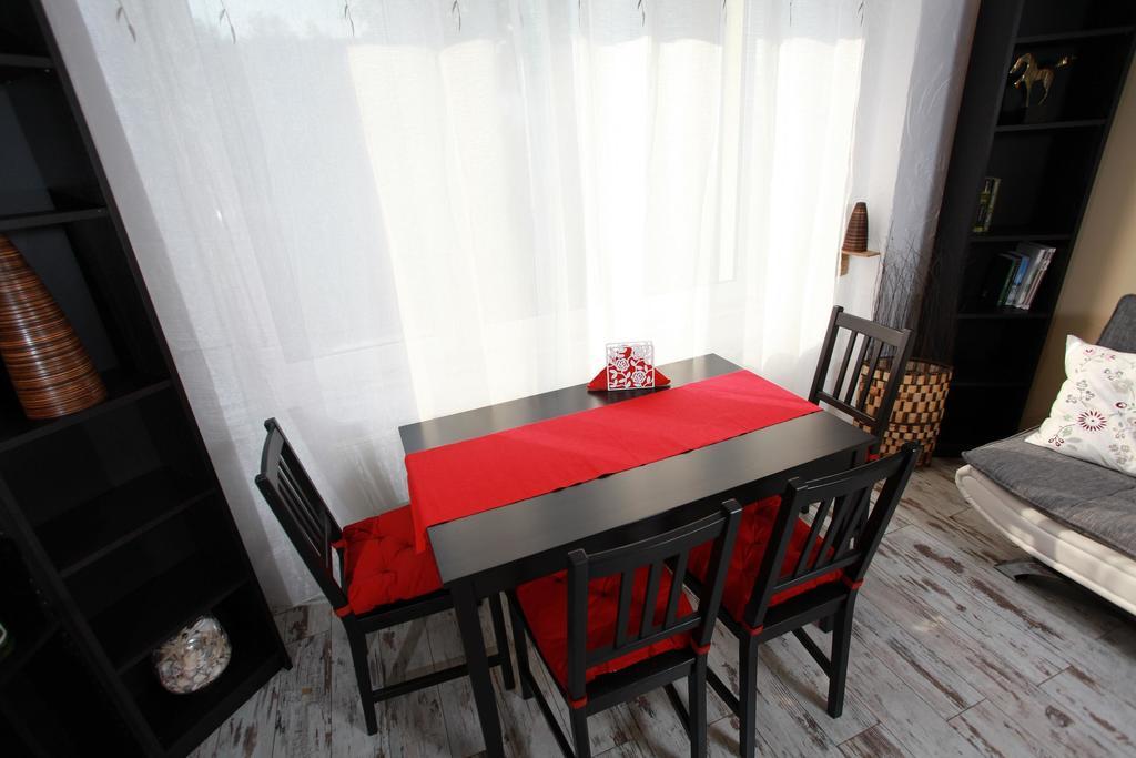 Raya Maisonette Sofia Bilik gambar