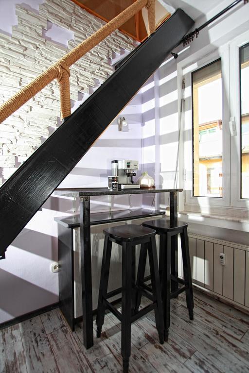 Raya Maisonette Sofia Bilik gambar