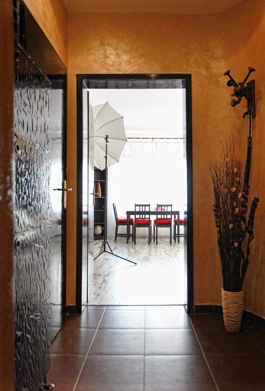Raya Maisonette Sofia Bilik gambar